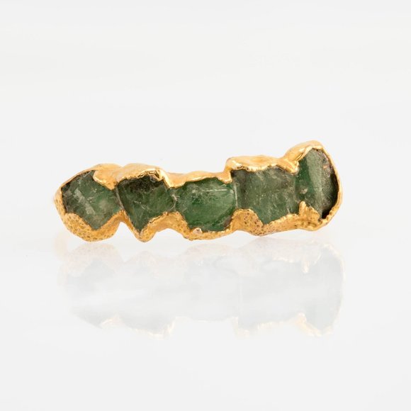 Emerald Eternity Ring Gold Ring Raw Emerald Ring Emerald Raw Stacking Ring - Picture 8 of 9
